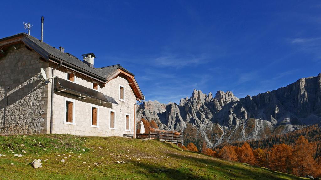 Отель Malga Giau Сан-Вито-ди-Кадоре Экстерьер фото